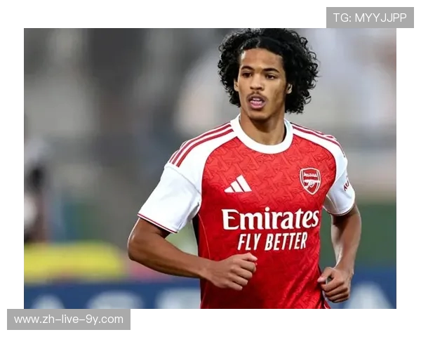 丹尼斯·博格坎普:从天才少年到阿森纳传奇的足球之路